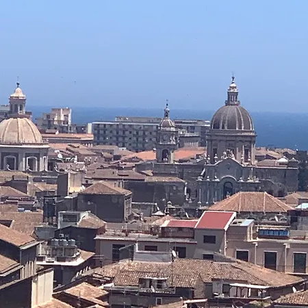Penthouse Garibaldi شقة كاتانيا